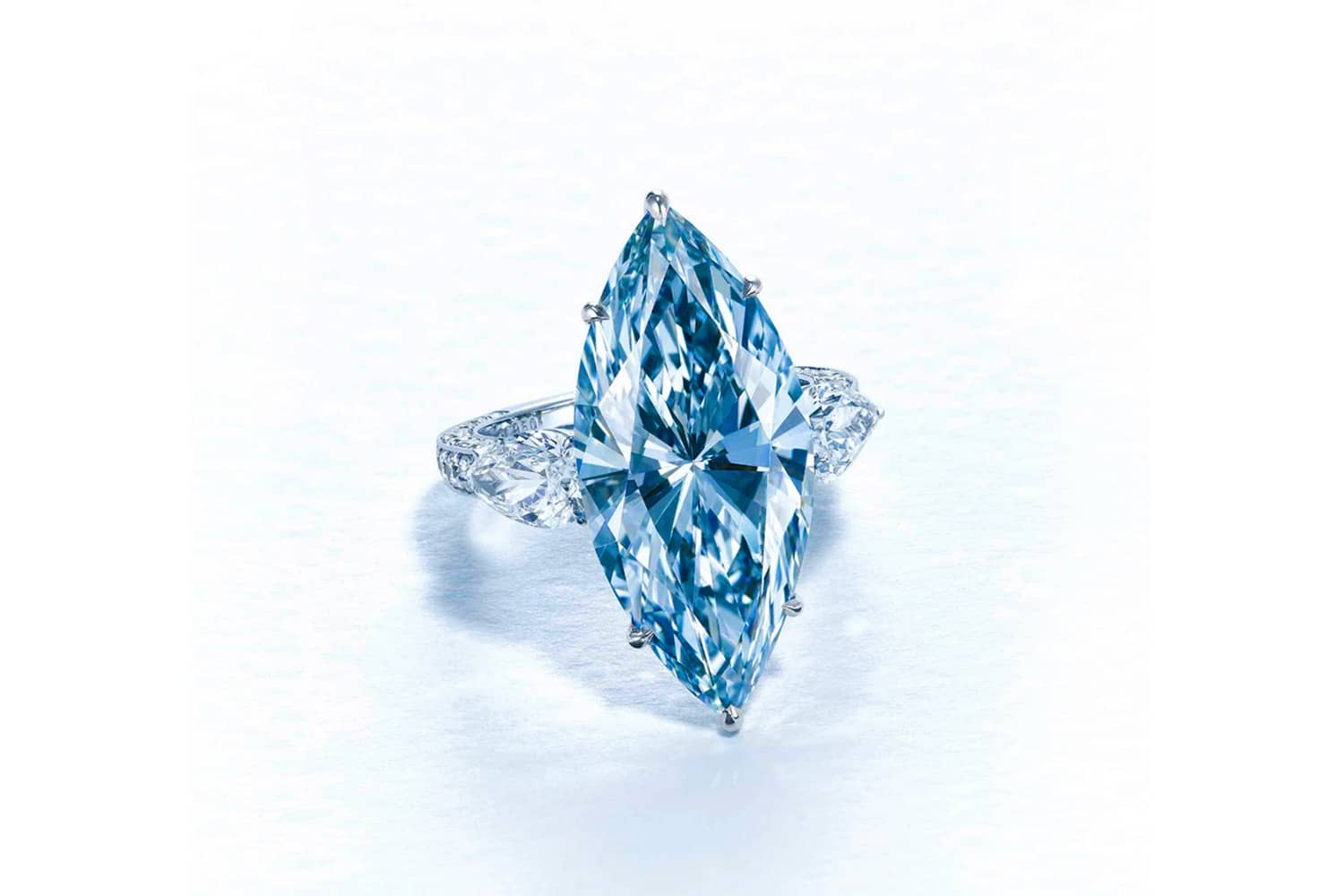 Vivid Blue Marquise-shape Diamond
