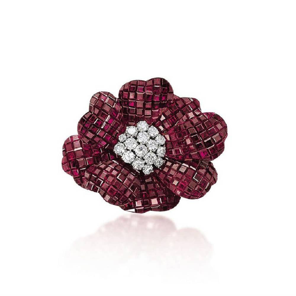 Important jewels Van Cleef & Arpels ruby and diamond mystery set ‘pavot’ brooch
