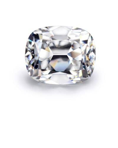Jewelry dealer in London exceptional white cushion shape diamond